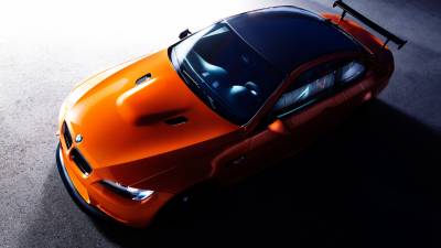 Оранжевый BMW