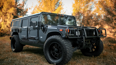 Hummer, with, matte, black, KMC, Customized