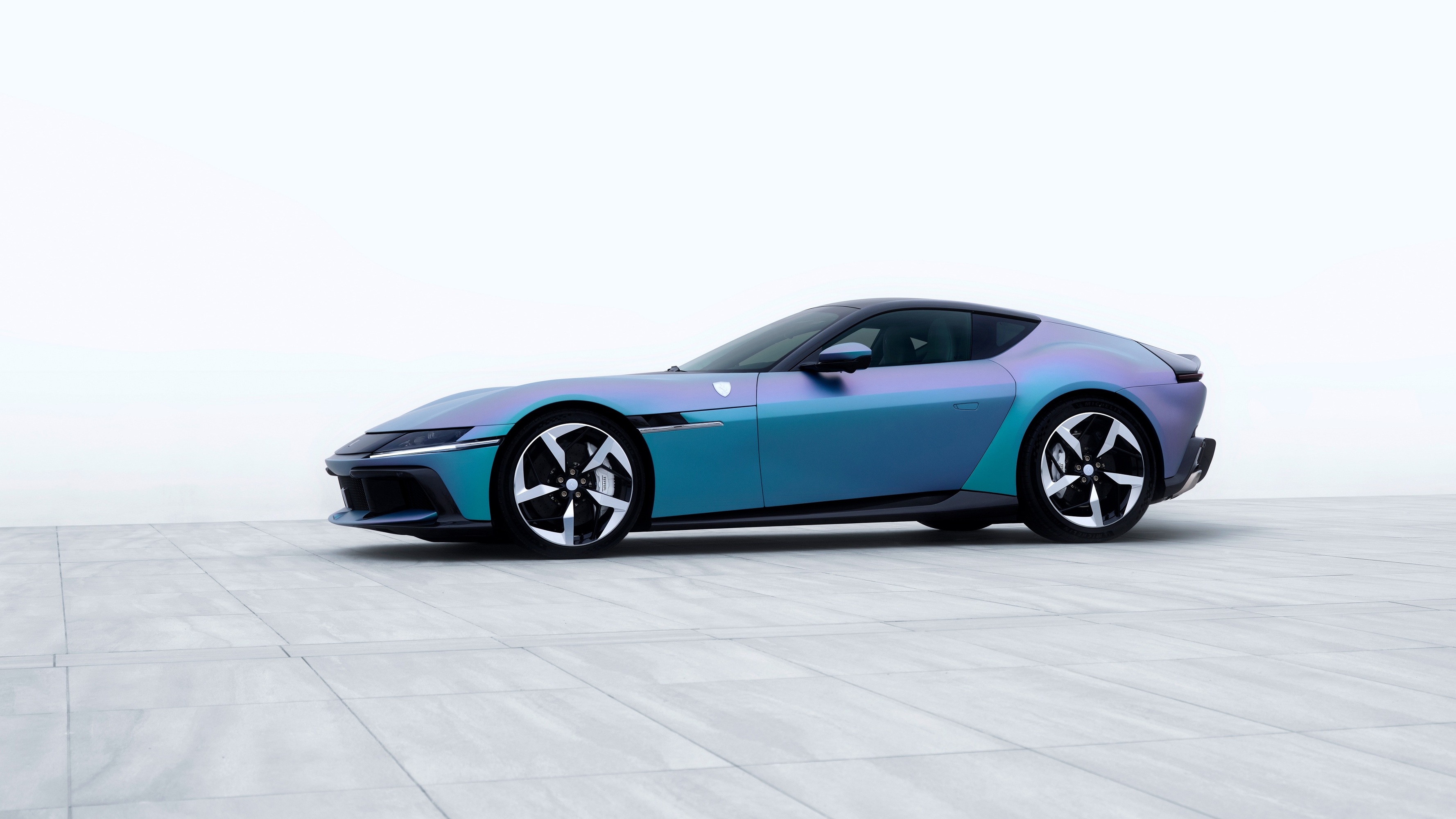 Ferrari 12Cilindri Tailor Made