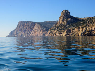 Море