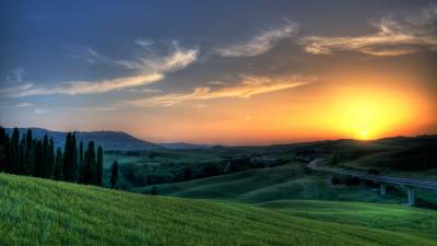 Sunset At Tuscany