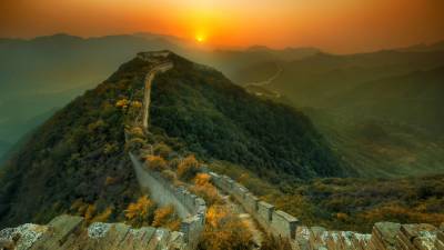 Закат над Великой китайской стеной